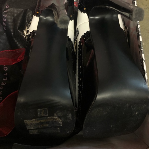 Platform Stiletto Oxford Maryjanes - Picture 5 of 5